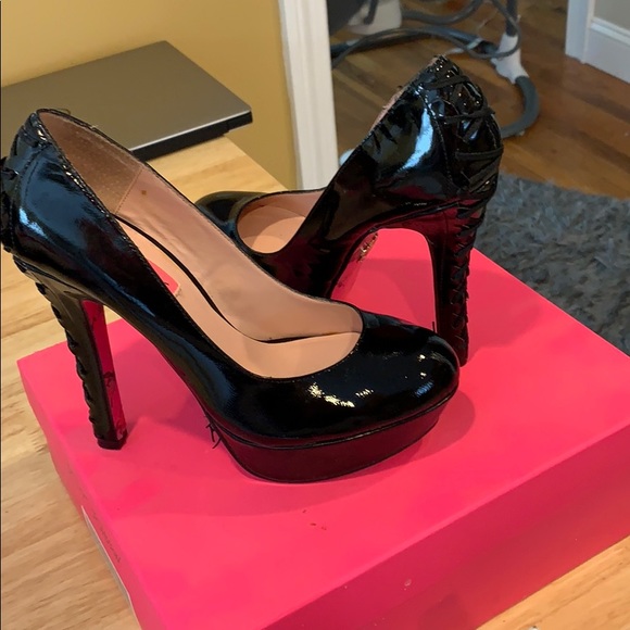 Betsey Johnson Shoes - Betray Johnson pumps